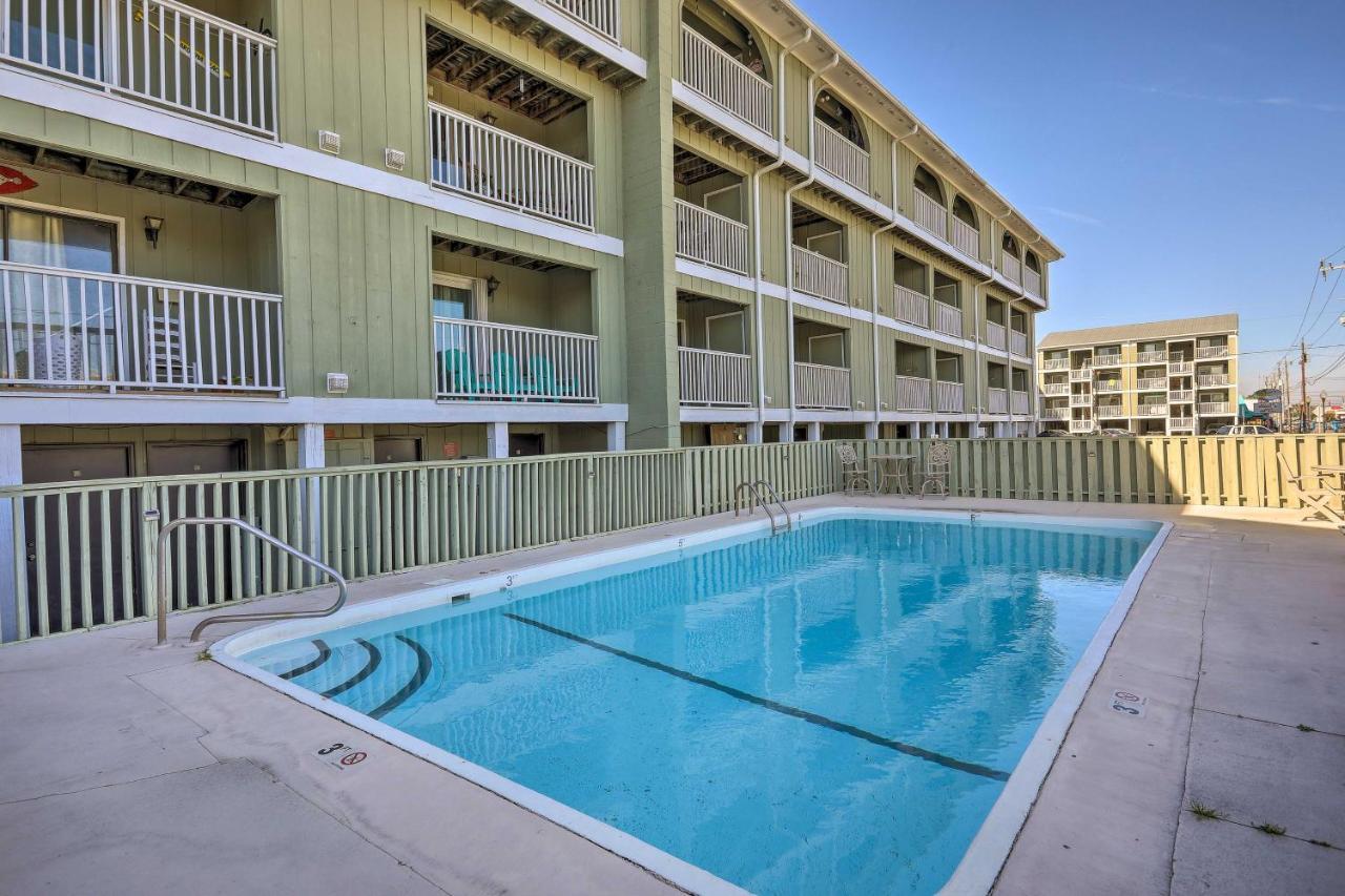 Cozy Carolina Beach Condo With Ocean Views! Exterior photo